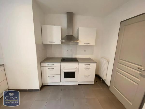 Appartement à louer 4 pièces 101.15m²