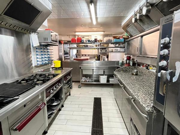 SECTEUR COMPIEGNE : Charmante Auberge, Restaurant gastro et Habitation