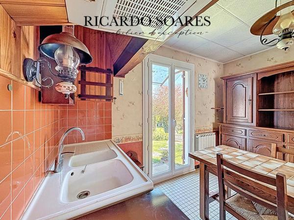 60940 ANGICOURT - MAISON DE PLAIN PIED / SOUS-SOL TOTAL / 2 CHAMBRES / MAGNIFIQUE JARDIN DE 881m2