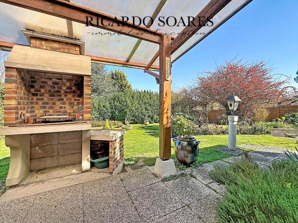 60940 ANGICOURT - MAISON DE PLAIN PIED / SOUS-SOL TOTAL / 2 CHAMBRES / MAGNIFIQUE JARDIN DE 881m2