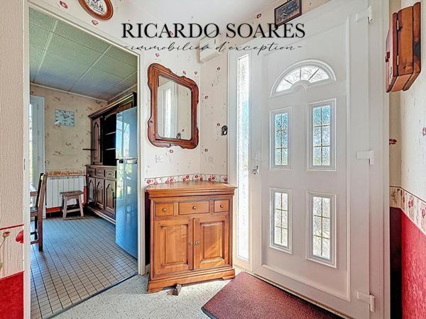 60940 ANGICOURT - MAISON DE PLAIN PIED / SOUS-SOL TOTAL / 2 CHAMBRES / MAGNIFIQUE JARDIN DE 881m2