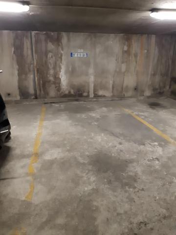 Parking · Location Paris (75016)