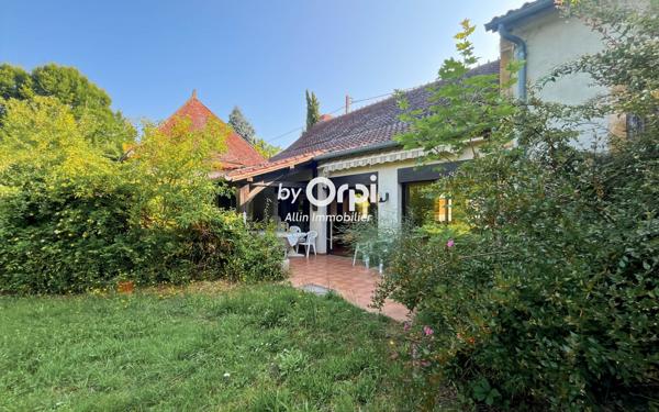 Maison à vendre    5 pièces •  Vallon-en-Sully