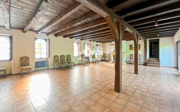 Maison à vendre    5 pièces •  Vallon-en-Sully