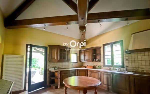 Maison à vendre    5 pièces •  Vallon-en-Sully