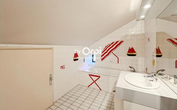 Maison à vendre    5 pièces •  Vallon-en-Sully