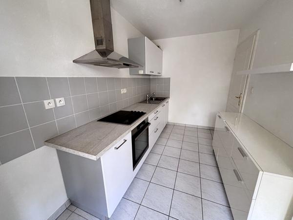 Appartement 2 pièces à Cernay : votre nid douillet avec vue sur parc et terrasse XXL !