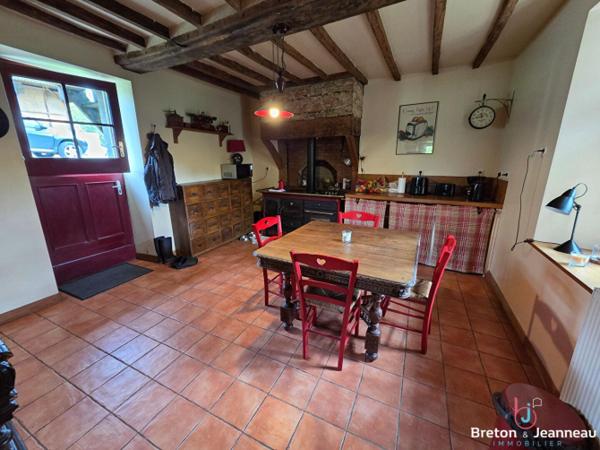 Corps de ferme sur 8 ha 34 à Bandouet-St Jean