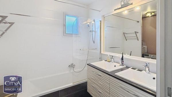 Appartement à vendre 4 pièces 89m² La Motte-Servolex (73290)