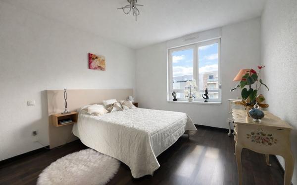 Appartement à vendre    3 pièces • 65 m2 Holtzheim