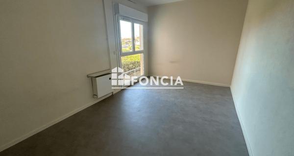 Location Appartement 4 pièces 76.61 m² - Roanne 42300