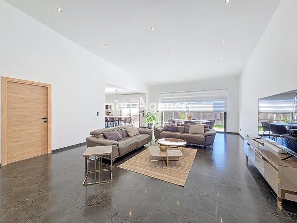 Maison à Cholet, 49300 - 7 pièces 174m²