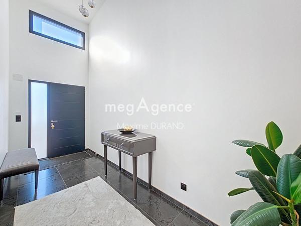 Maison à Cholet, 49300 - 7 pièces 174m²