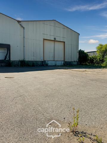 Entrepôt/bureau à vendre GAUCHY (02)