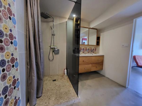 À VENDRE – GRANDE VILLA VUE OCÉAN À LA POSSESSION