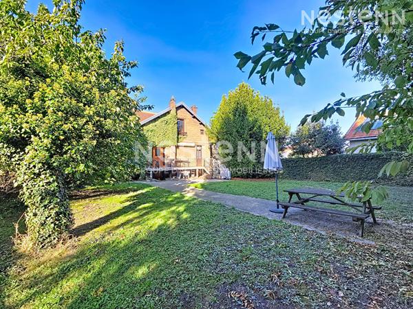 Vente terrain/maison à Antony- Quartier conservatoire - terrain 797 m²