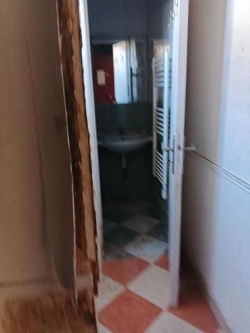 Exclusivité - Appartement à rénover de 20, 26 m² . Opportunité d'investissement à 77 000 FAI