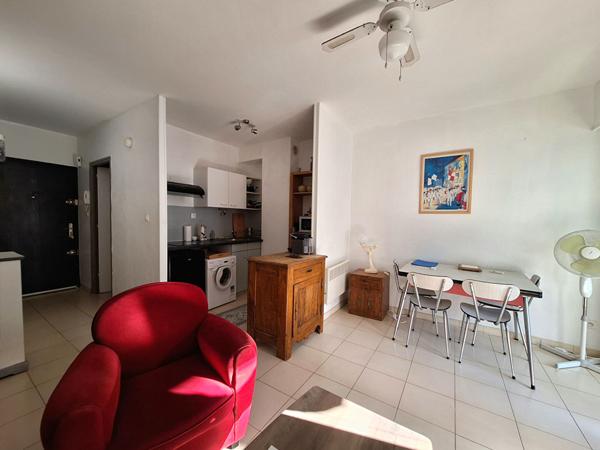 Appartement SETE COEUR DE VILLE - 1 pièces - surface habitable (hors loi carrez) 30.97 m² -