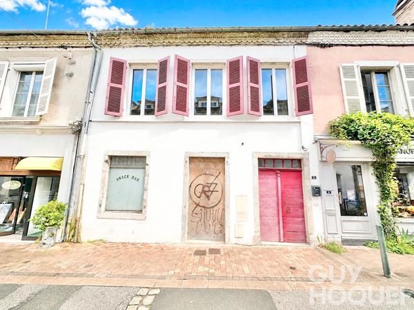 Immeuble de rapport d'exception au centre ville d'Orthez avec 5 appartements