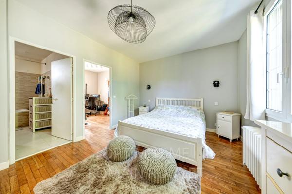 Maison 8 Pièces - 12mn du RER