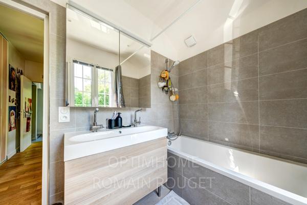 Maison 8 Pièces - 12mn du RER