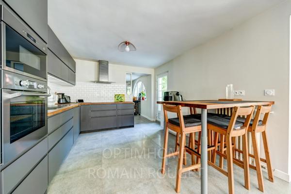 Maison 8 Pièces - 12mn du RER