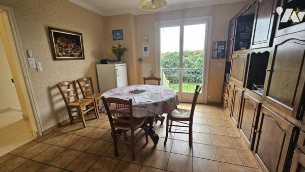 Maison 229 m² MESANGER - 3 736 m² de terrain