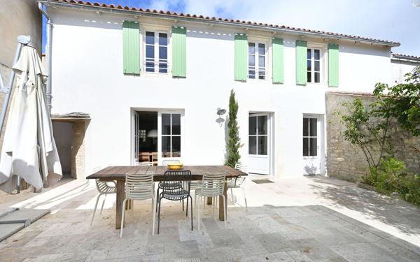 Maison à vendre    5 pièces •  Ars-en-Ré
