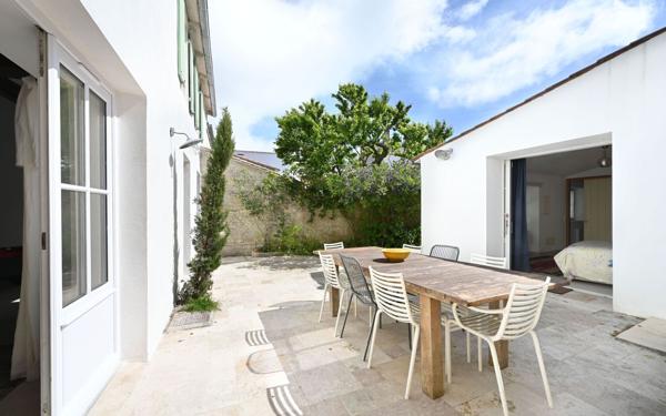 Maison à vendre    5 pièces •  Ars-en-Ré