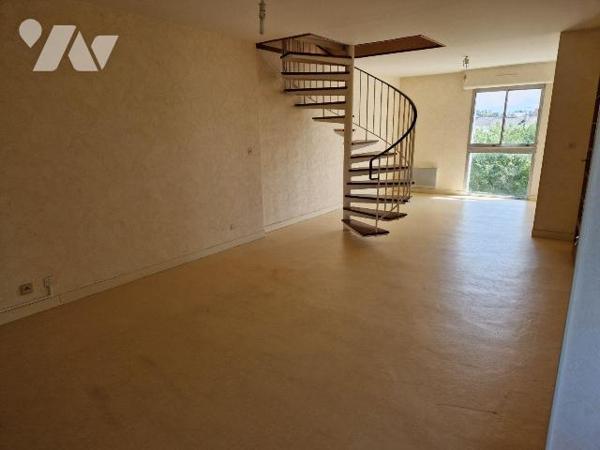 Appartement à Vendre à Châtellerault (86100) en Vienne (86) avec vue sur la vienne

Cet appar...