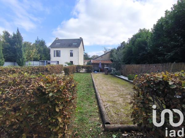 Maison à vendre 5 pièces 133 m² Saint-Julien-l'Ars