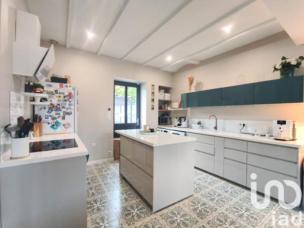 Maison à vendre 5 pièces 133 m² Saint-Julien-l'Ars