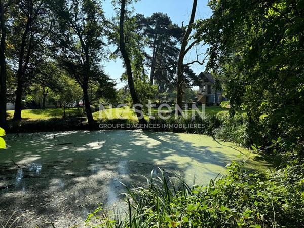 Propriété dans un parc exceptionnel à Bois Guillaume - 5 pièces -160m2 - Bien rare et très bel environnement.