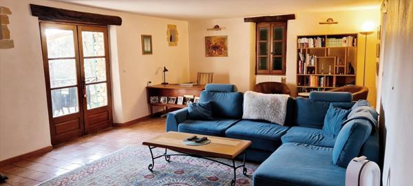 Boisset-et-Gaujac (30140) Jolie maison de 283 m² surface totale avec gite, piscine chauffée et pool-house 41 m² sur 4.387 m² de terrain