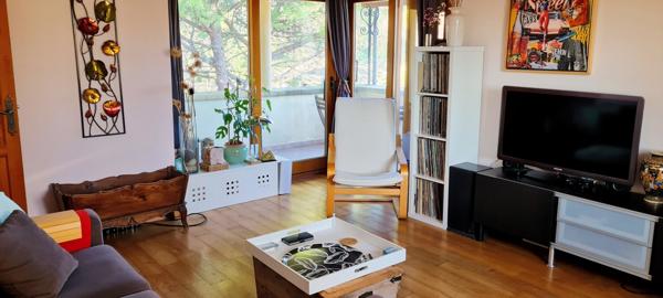 Boisset-et-Gaujac (30140) Jolie maison de 283 m² surface totale avec gite, piscine chauffée et pool-house 41 m² sur 4.387 m² de terrain