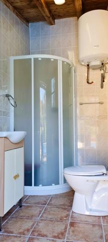 Boisset-et-Gaujac (30140) Jolie maison de 283 m² surface totale avec gite, piscine chauffée et pool-house 41 m² sur 4.387 m² de terrain