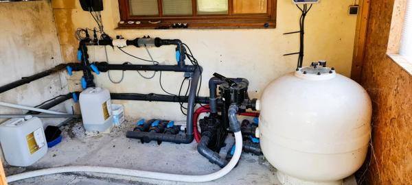 Boisset-et-Gaujac (30140) Jolie maison de 283 m² surface totale avec gite, piscine chauffée et pool-house 41 m² sur 4.387 m² de terrain