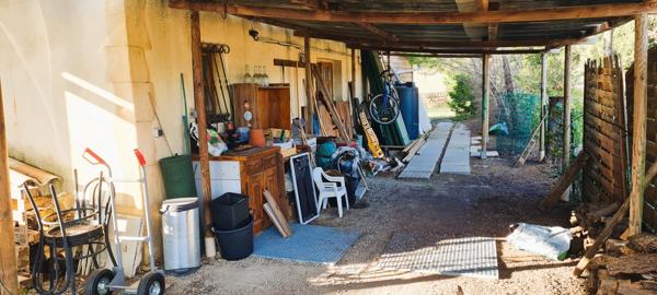 Boisset-et-Gaujac (30140) Jolie maison de 283 m² surface totale avec gite, piscine chauffée et pool-house 41 m² sur 4.387 m² de terrain