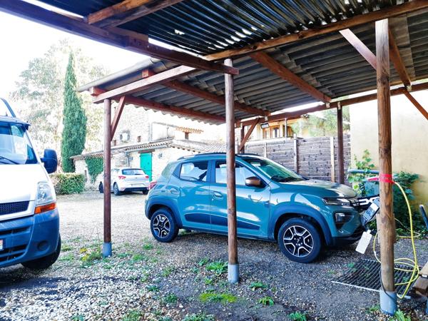 Boisset-et-Gaujac (30140) Jolie maison de 283 m² surface totale avec gite, piscine chauffée et pool-house 41 m² sur 4.387 m² de terrain