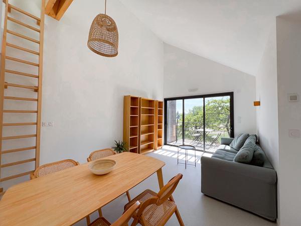 Appartement 4 pièces à vendre aux Ponts-de-Cé - Dernier étage, calme et lumineux