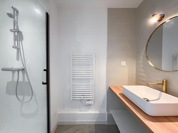 Appartement 4 pièces à vendre aux Ponts-de-Cé - Dernier étage, calme et lumineux