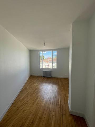 86330 MARTAIZE Location d'une maison F6 à MARTAIZE