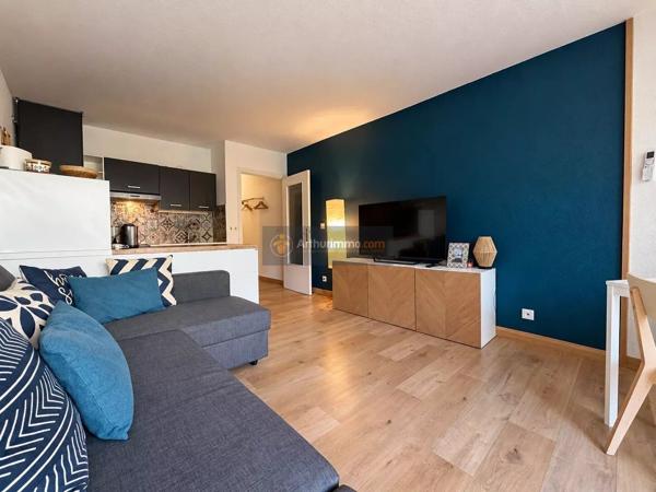 Vente                                                      Appartement
                        
                     1 pièces                      30 m2                     à Saint-Aygulf