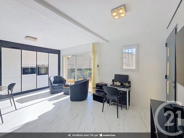 Maison à vendre  4 pièces - 88,87 m 2   ISTRES  - 13