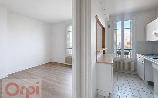 Appartement à vendre    2 pièces • 31,79 m2 Châtillon