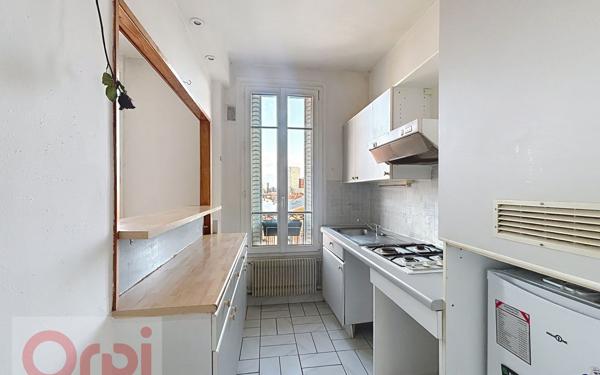Appartement à vendre    2 pièces • 31,79 m2 Châtillon