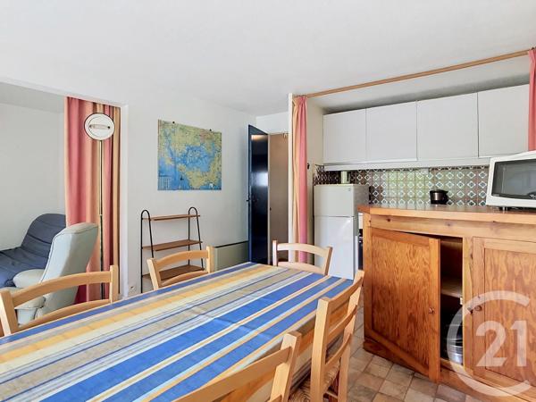 Appartement F3 à vendre  3 pièces - 42,42 m 2   ARZON  - 56