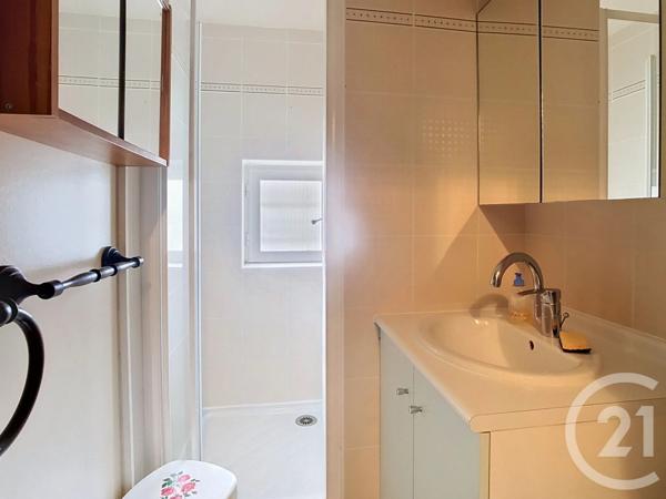 Appartement F3 à vendre  3 pièces - 42,42 m 2   ARZON  - 56