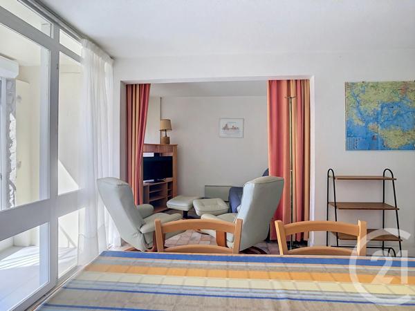Appartement F3 à vendre  3 pièces - 42,42 m 2   ARZON  - 56