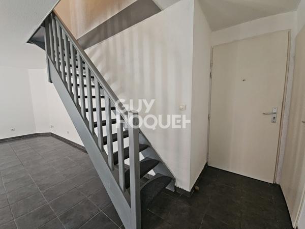 APPARTEMENT T4 DUPLEX 69m² - JARDIN 36m² -GARAGE et PARKING - PROCHE GARE